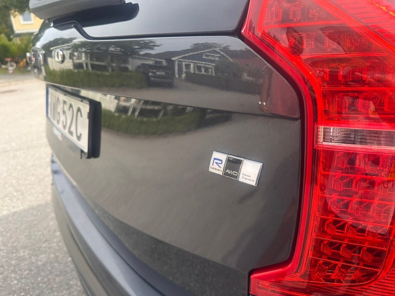Volvo XC90 6 of 9