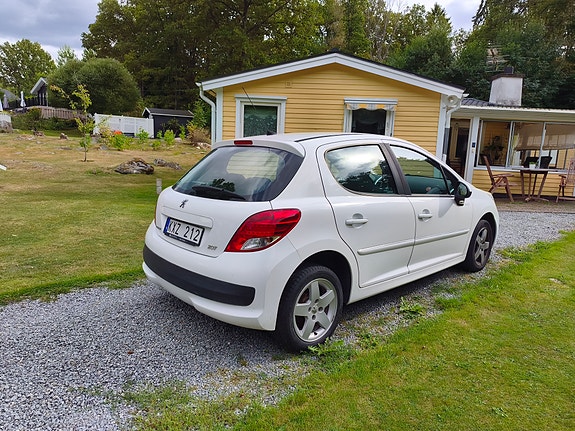 Peugeot 207 4 of 6