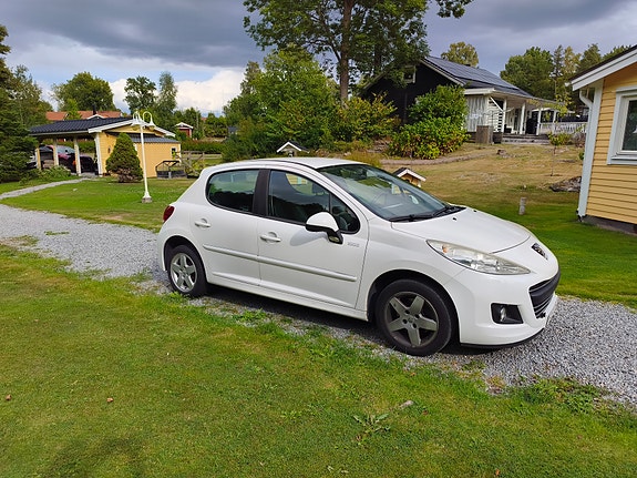 Peugeot 207 3 of 6
