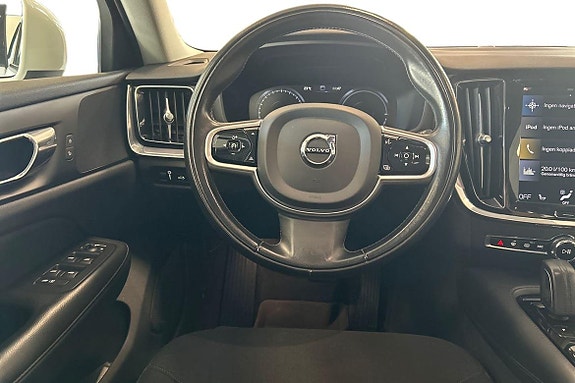 Volvo V60 11 of 21