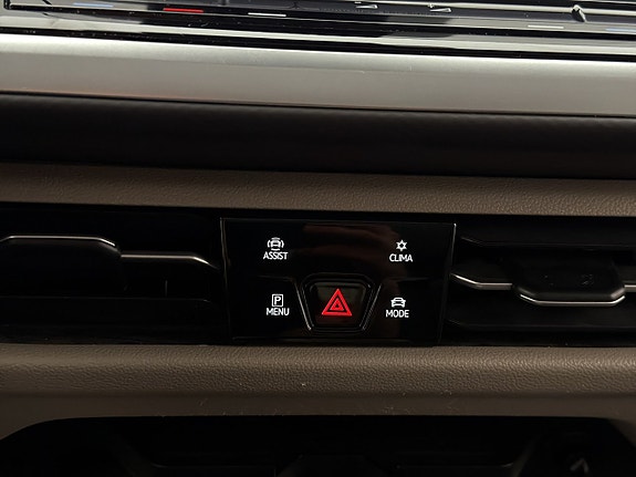 Volkswagen Multivan 29 of 30