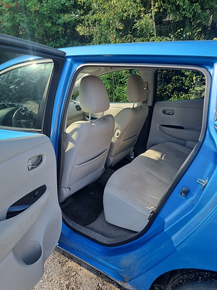 Nissan Leaf 8 of 8