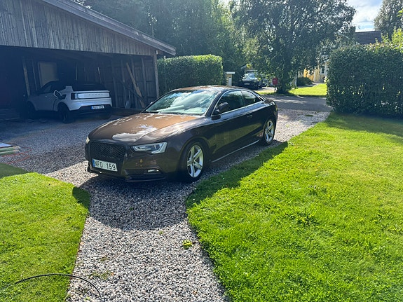 Audi A5 2 of 6