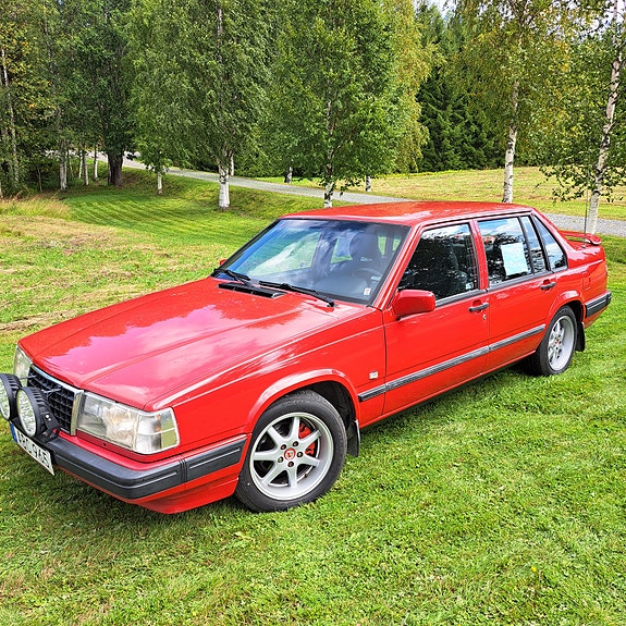 Volvo 940 2 of 10