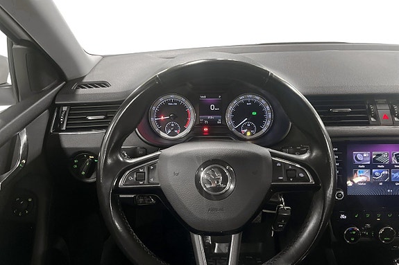 Skoda Octavia 12 of 25