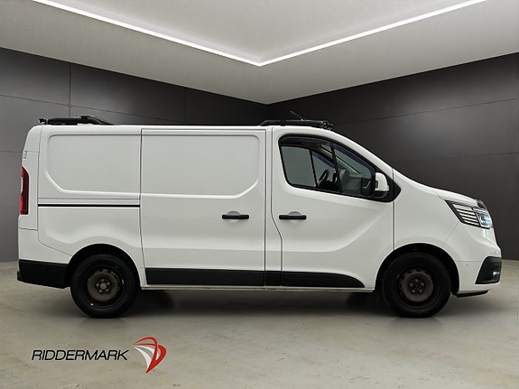 Renault Trafic 2 of 30