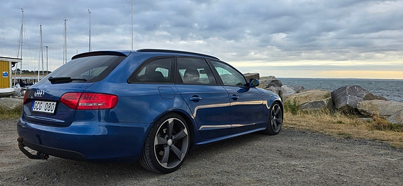 Audi A4 2 of 6