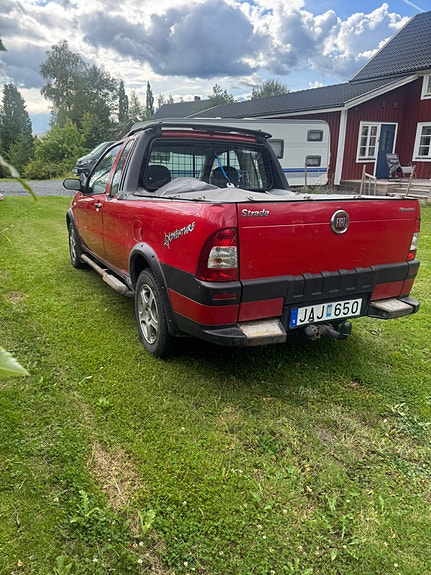 Fiat Strada 4 of 5