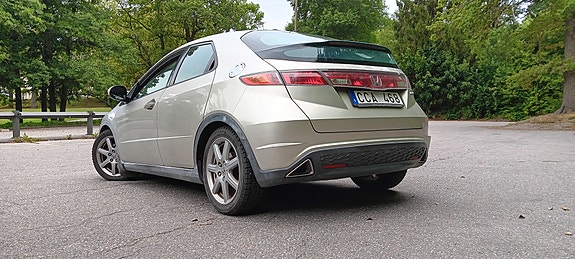 Honda Civic 4 of 24