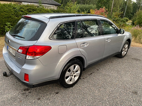 Subaru Outback 5 of 5