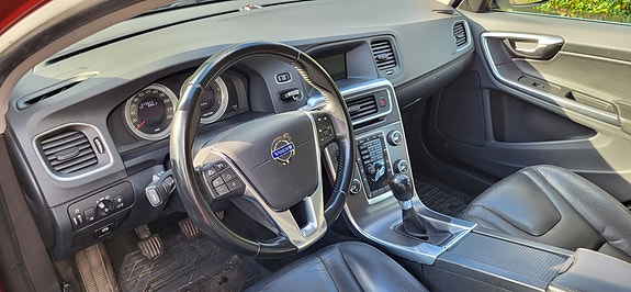 Volvo V60 5 of 10