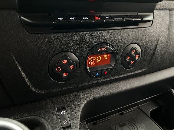 Renault Master 22 of 29