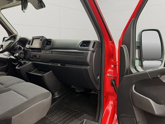 Renault Master 25 of 29