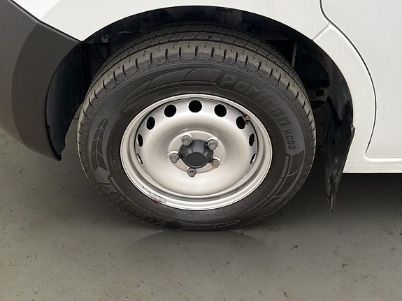 Nissan Interstar 28 of 30