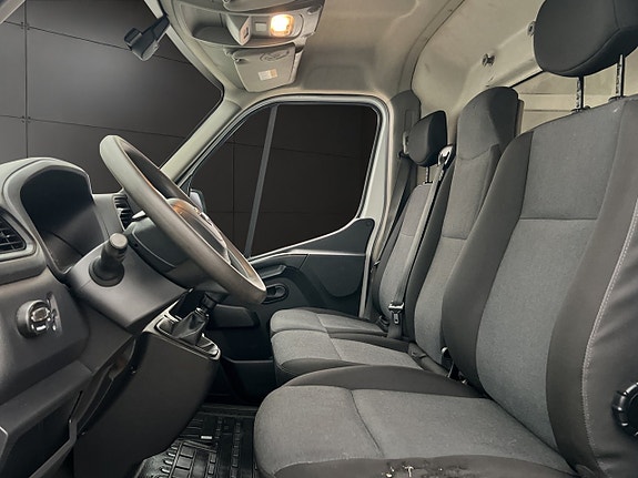 Nissan Interstar 15 of 30