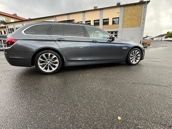 BMW 520d 3 of 15