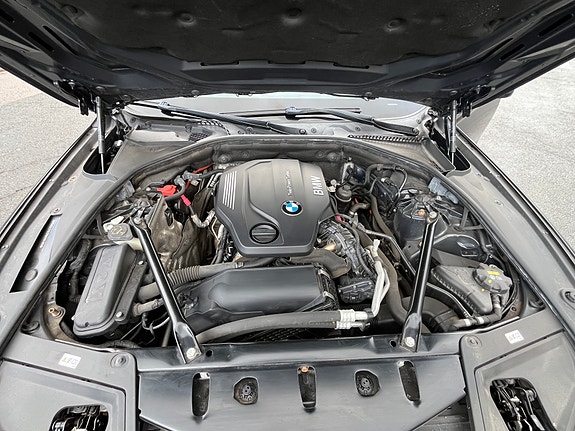 BMW 520d 9 of 15