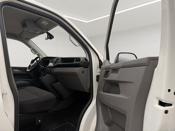 Volkswagen Transporter 27 of 30