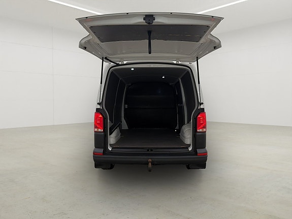 Volkswagen Transporter 11 of 30