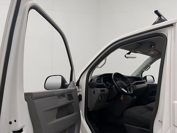 Volkswagen Transporter 16 of 30