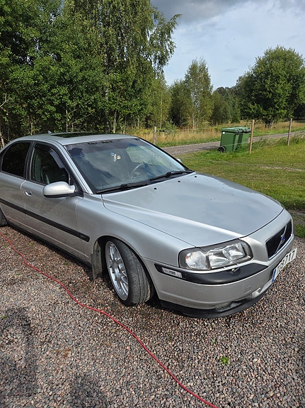 Volvo S80 4 of 5