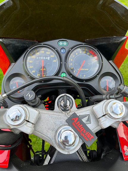 Honda CBR125R 7 of 7