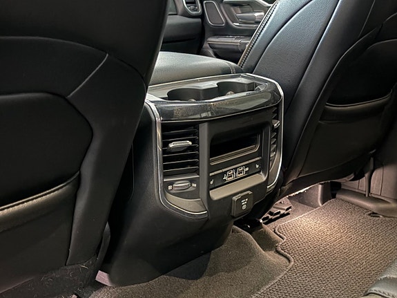 RAM 1500 14 of 18
