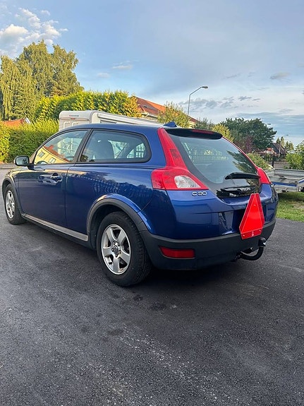 Volvo C30 3 of 5
