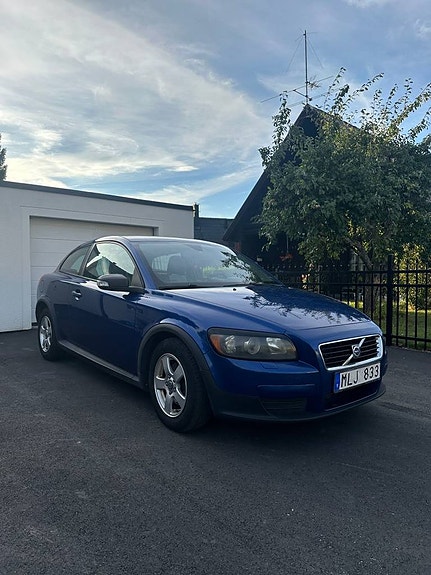 Volvo C30 2 of 5