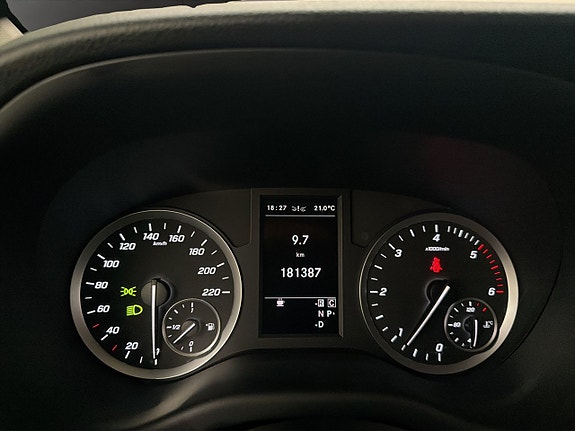 Mercedes-Benz Vito 119 17 of 30