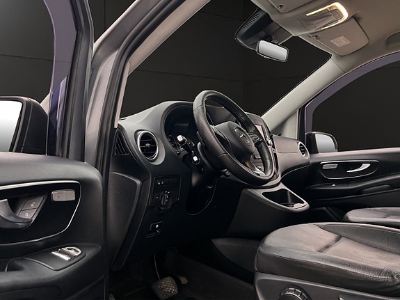 Mercedes-Benz Vito 119 13 of 30