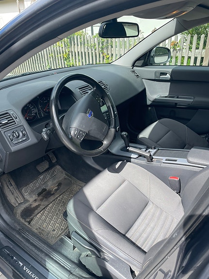 Volvo V50 5 of 7