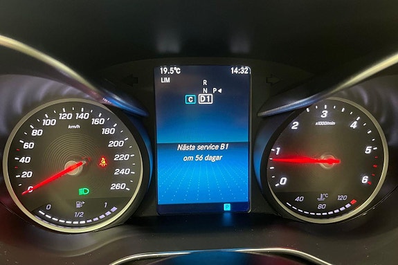 Mercedes-Benz C200 d 21 of 26