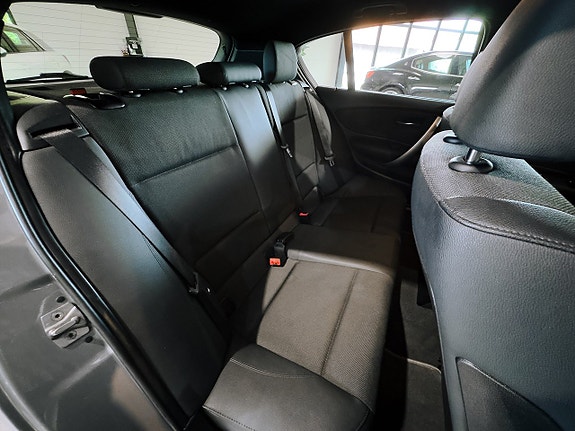 BMW 120 13 of 20