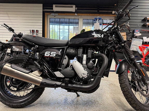 BSA 650 Scrambler - Raven Black | Få tillbehör till värde av 10 000 kr på köpet! 4 of 6