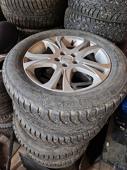 Subaru Forester 9 of 9