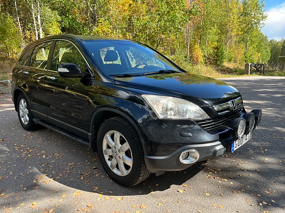 Honda CR-V 3 of 10