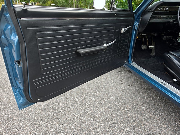 Chevrolet El Camino 14 of 18