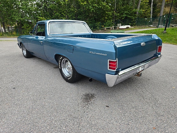 Chevrolet El Camino 3 of 18