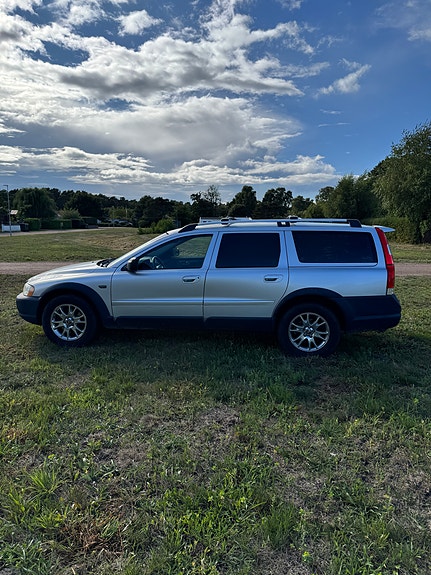 Volvo XC70 4 of 22