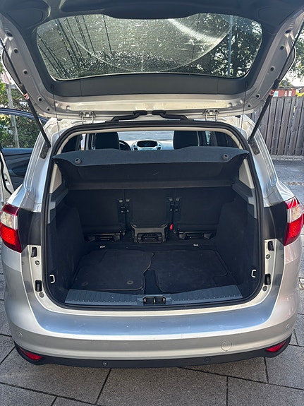 Ford C-Max 9 of 16