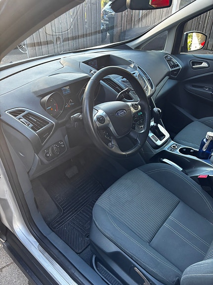 Ford C-Max 6 of 16