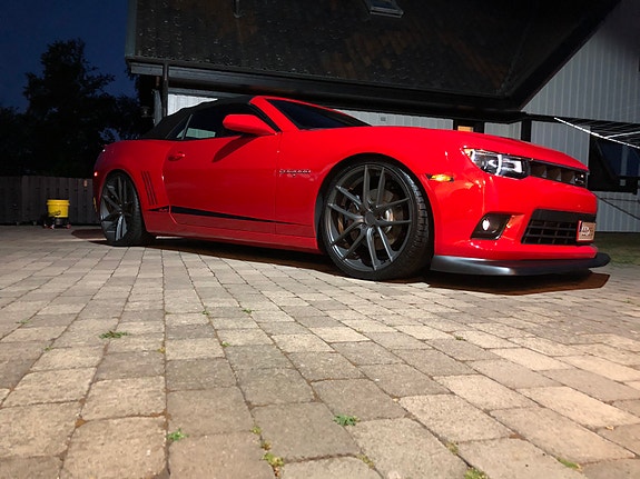 Chevrolet Camaro 3 of 4