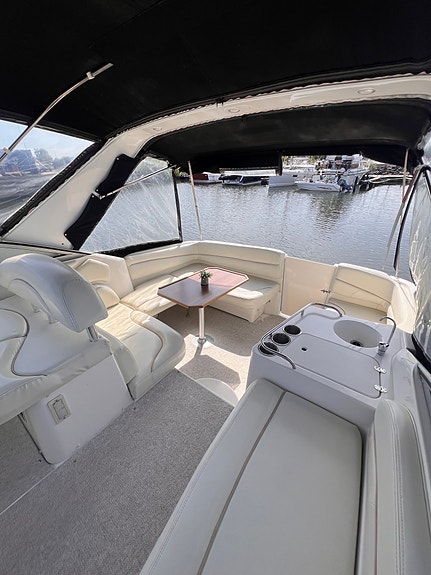 Larson 330 Cabrio 2002 3 of 10