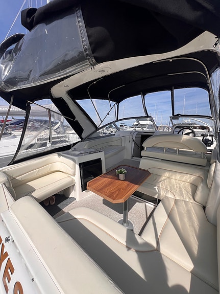 Larson 330 Cabrio 2002 2 of 10