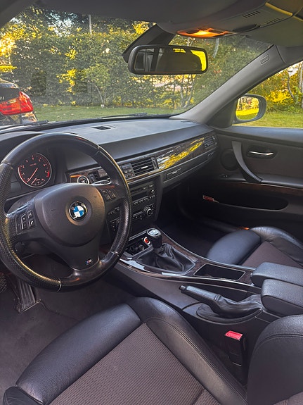 BMW 325i 6 of 6