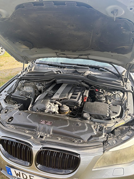 BMW 525i 7 of 9