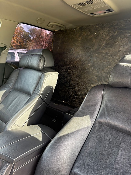 BMW 525i 5 of 9