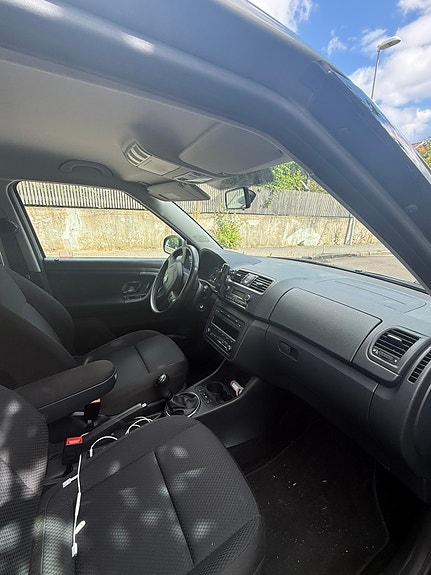 Skoda Fabia 3 of 5