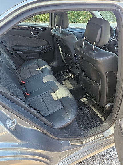 Mercedes-Benz E220 16 of 20